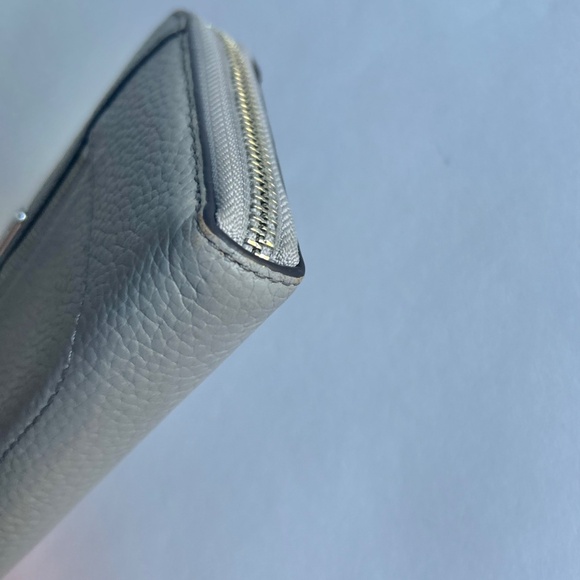Michael Kors Grey Pebble Genuine Leather Zip Around Wallet - Picture 11 of 15